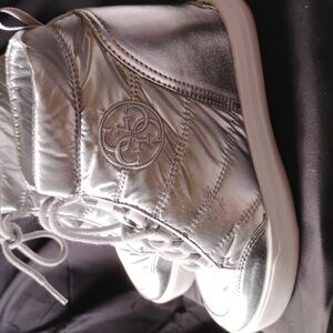 Guess-Silver, Quilted Wedge High-Top Sneakers, faux fur lining, 7M - Beautiful